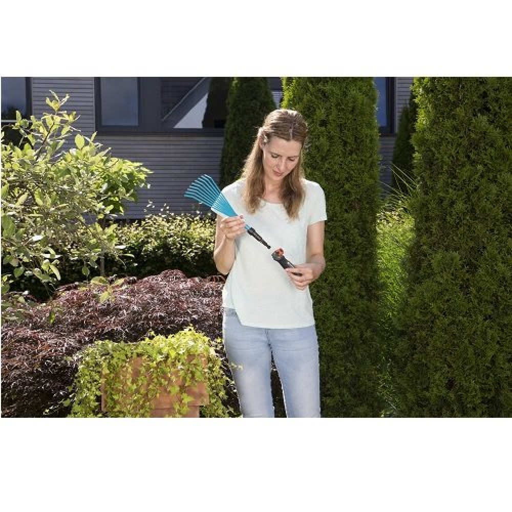 Граблі ручні GARDENA Combisystem 12 см(08919-20.000.00) Граблі ручні GARDENA Combisystem 12 см(08919-20.000.00)