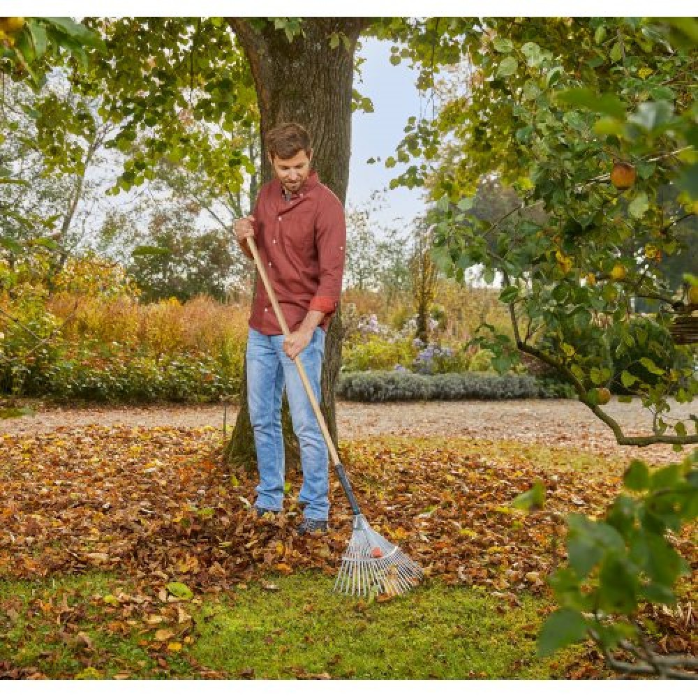 Граблі віялові з ручкою Gardena NatureLine new (17307-20.000.00) Граблі віялові з ручкою Gardena NatureLine new (17307-20.000.00)