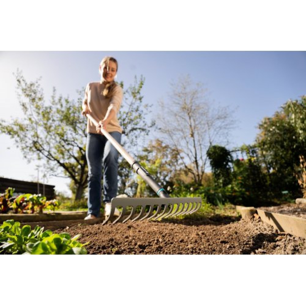 Граблі садові Gardena NatureLine 36 см з ручкою (17306-20.000.00) Граблі садові Gardena NatureLine 36 см з ручкою (17306-20.000.00)