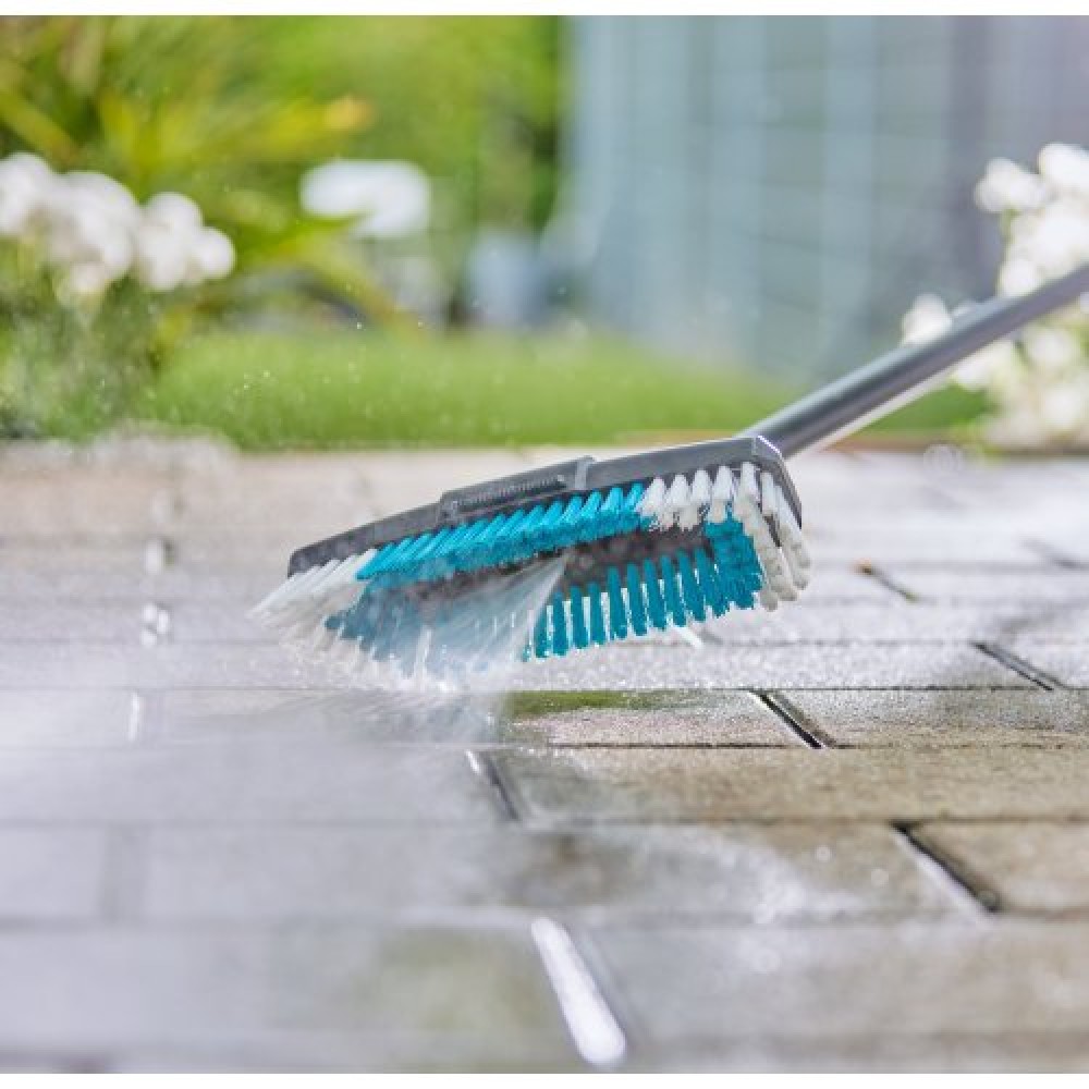 Щітка Gardena Cleansystem жорстка 27 см (18816-20.000.00) Щітка Gardena Cleansystem жорстка 27 см (18816-20.000.00)