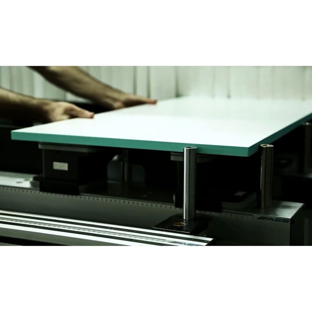 5-ти осьовий обробний центр з ЧПУ AES VEGA 5X 1632 5-ти осьовий обробний центр з ЧПУ AES VEGA 5X 1632