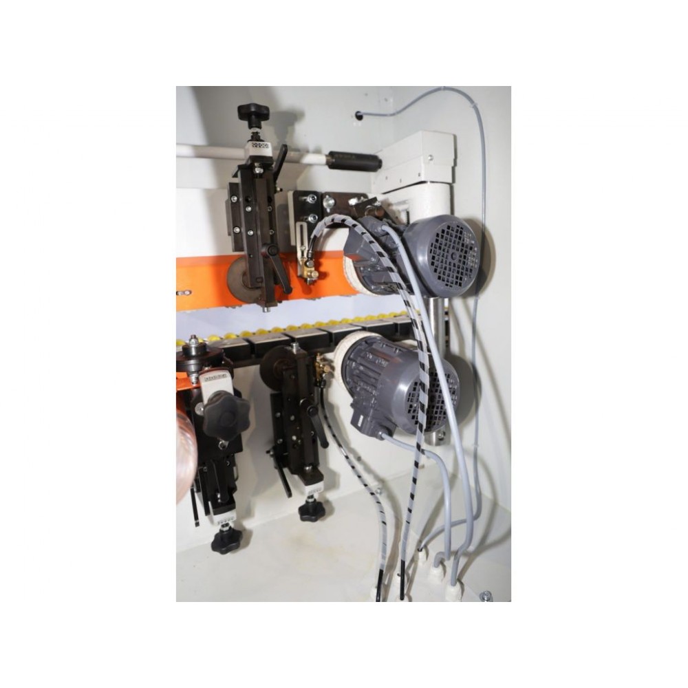 Автоматичний кромкооблицювальний верстат STOMANA KZM 6 TF5 PUR Автоматичний кромкооблицювальний верстат STOMANA KZM 6 TF5 PUR