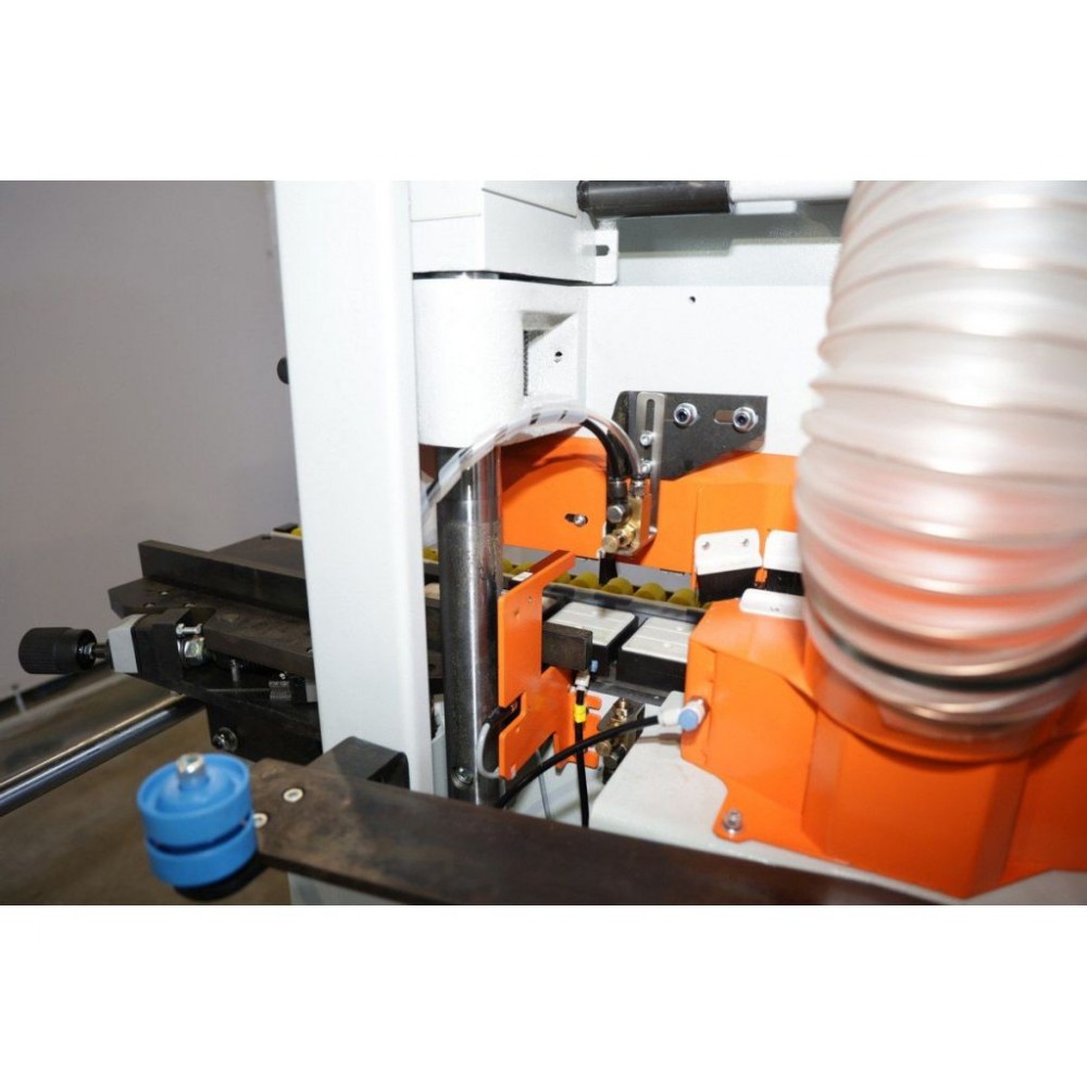 Автоматичний кромкооблицювальний верстат STOMANA KZM 6 TF5 PUR Автоматичний кромкооблицювальний верстат STOMANA KZM 6 TF5 PUR