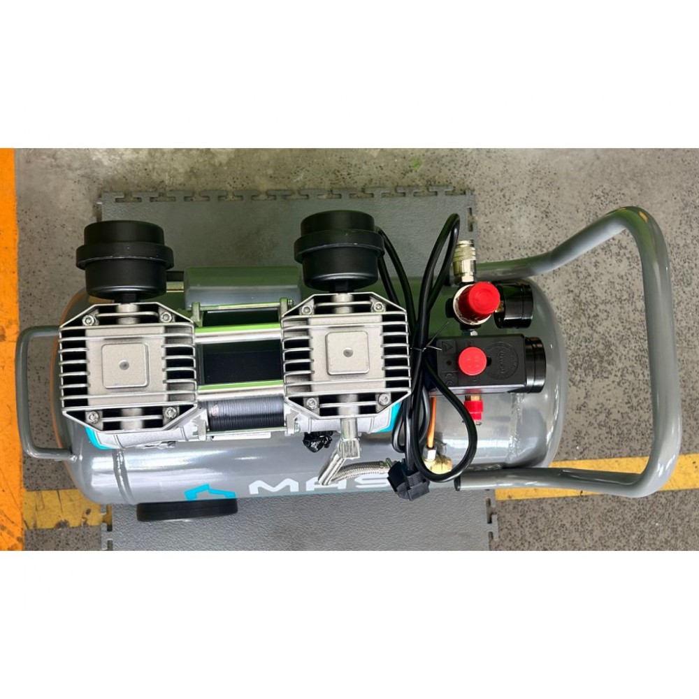 Безмасляний поршневий компресор Mast MOF1390/1100-30L Безмасляний поршневий компресор Mast MOF1390/1100-30L