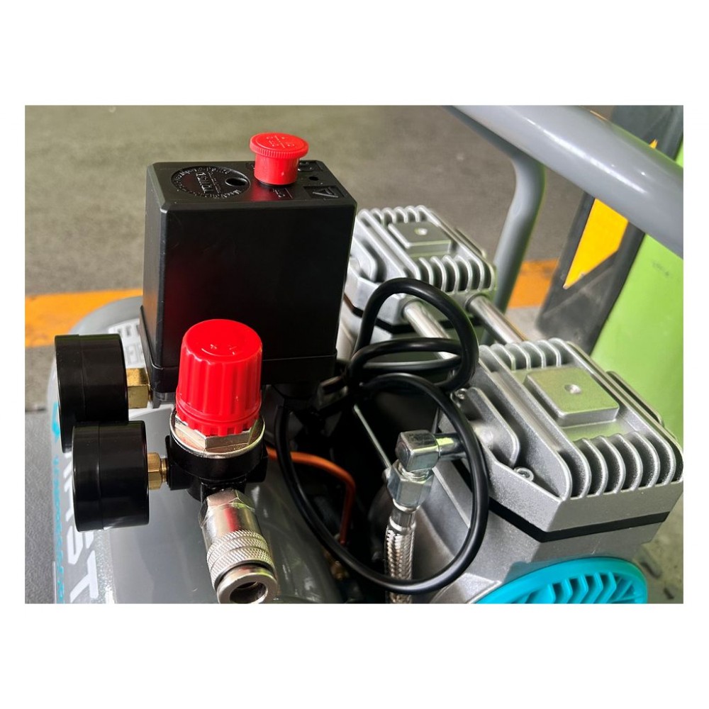 Безмасляний поршневий компресор Mast MOF1390/1100 compact Безмасляний поршневий компресор Mast MOF1390/1100 compact