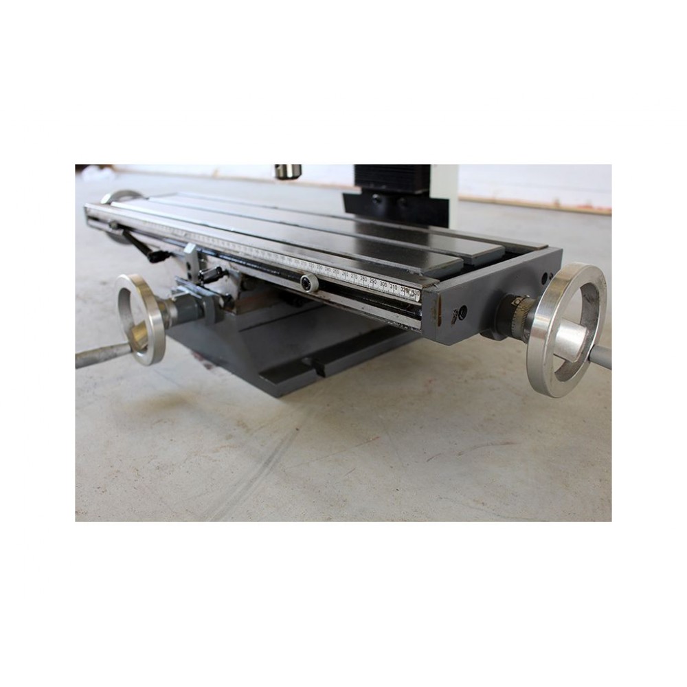 Фрезерний верстат CORMAK HK-25L Vario Фрезерний верстат CORMAK HK-25L Vario