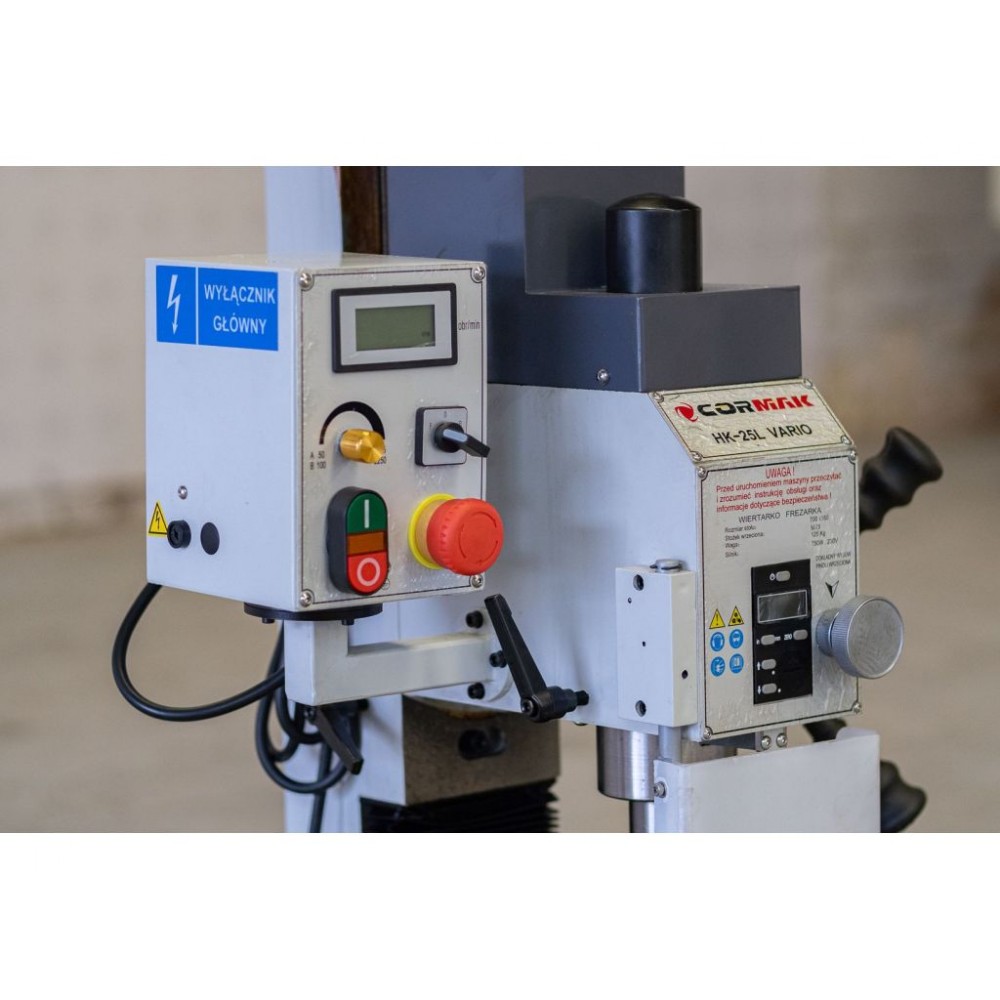 Фрезерний верстат CORMAK HK-25L Vario Фрезерний верстат CORMAK HK-25L Vario