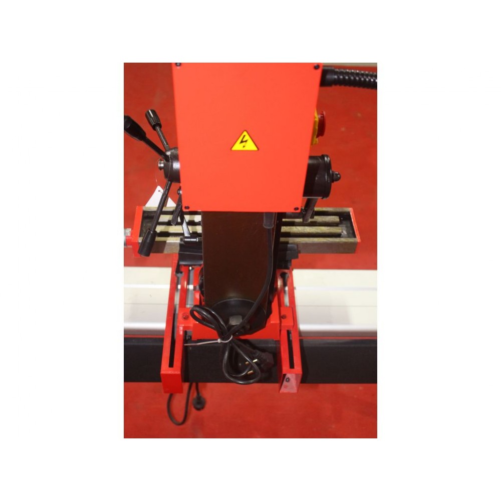 Фрезерний верстат Holzmann BF 16V Фрезерний верстат Holzmann BF 16V