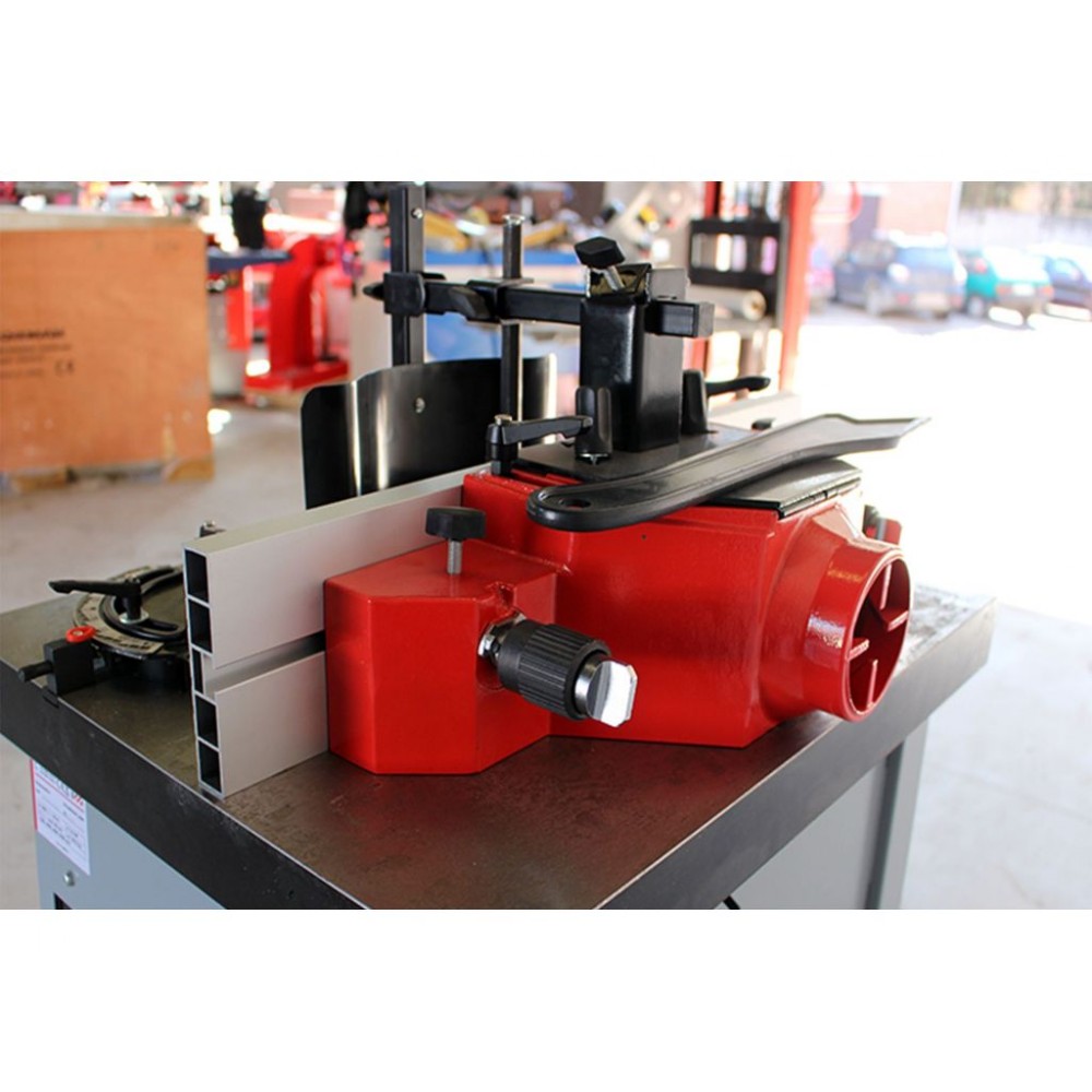 Фрезерний верстат по дереву Holzmann FS 160SOLID 230 В Фрезерний верстат по дереву Holzmann FS 160SOLID 230 В