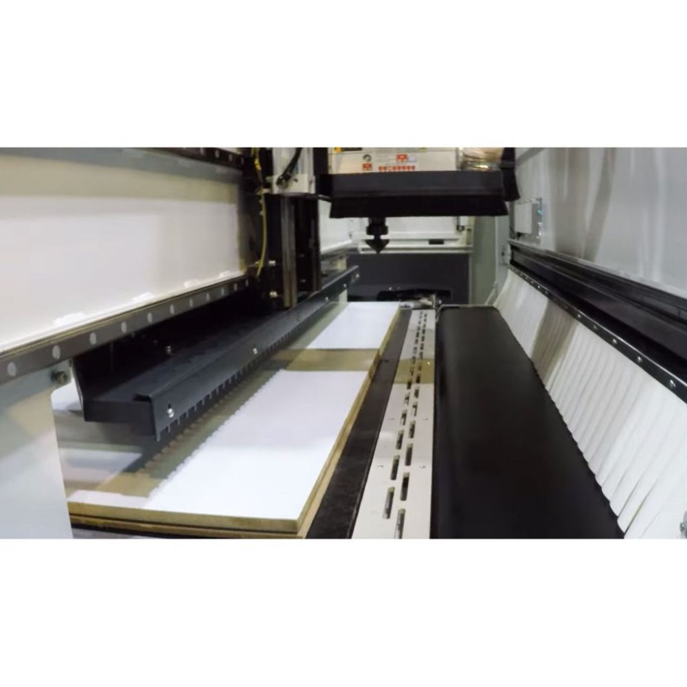 Фрезерний верстат з ЧПК AES EXTREME LINE 1632 Фрезерний верстат з ЧПК AES EXTREME LINE 1632