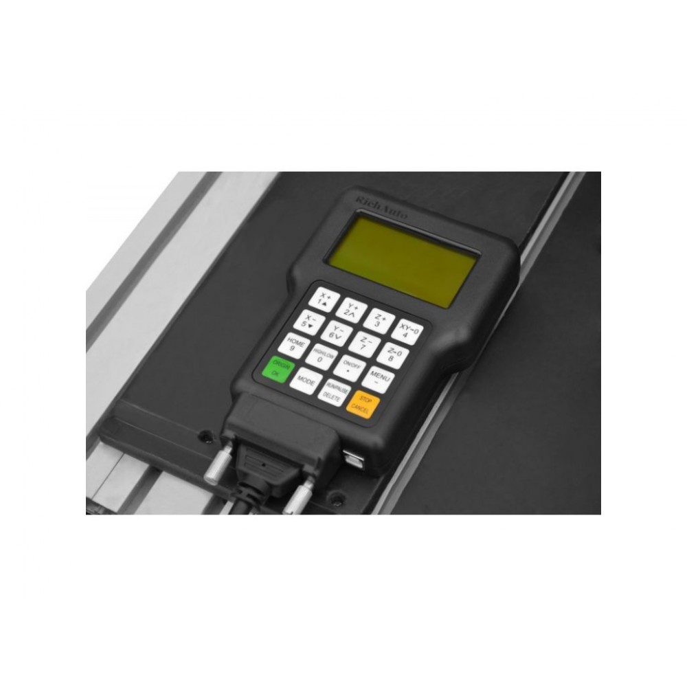 Фрезерний верстат з ЧПУ CORMAK C1530 Фрезерний верстат з ЧПУ CORMAK C1530