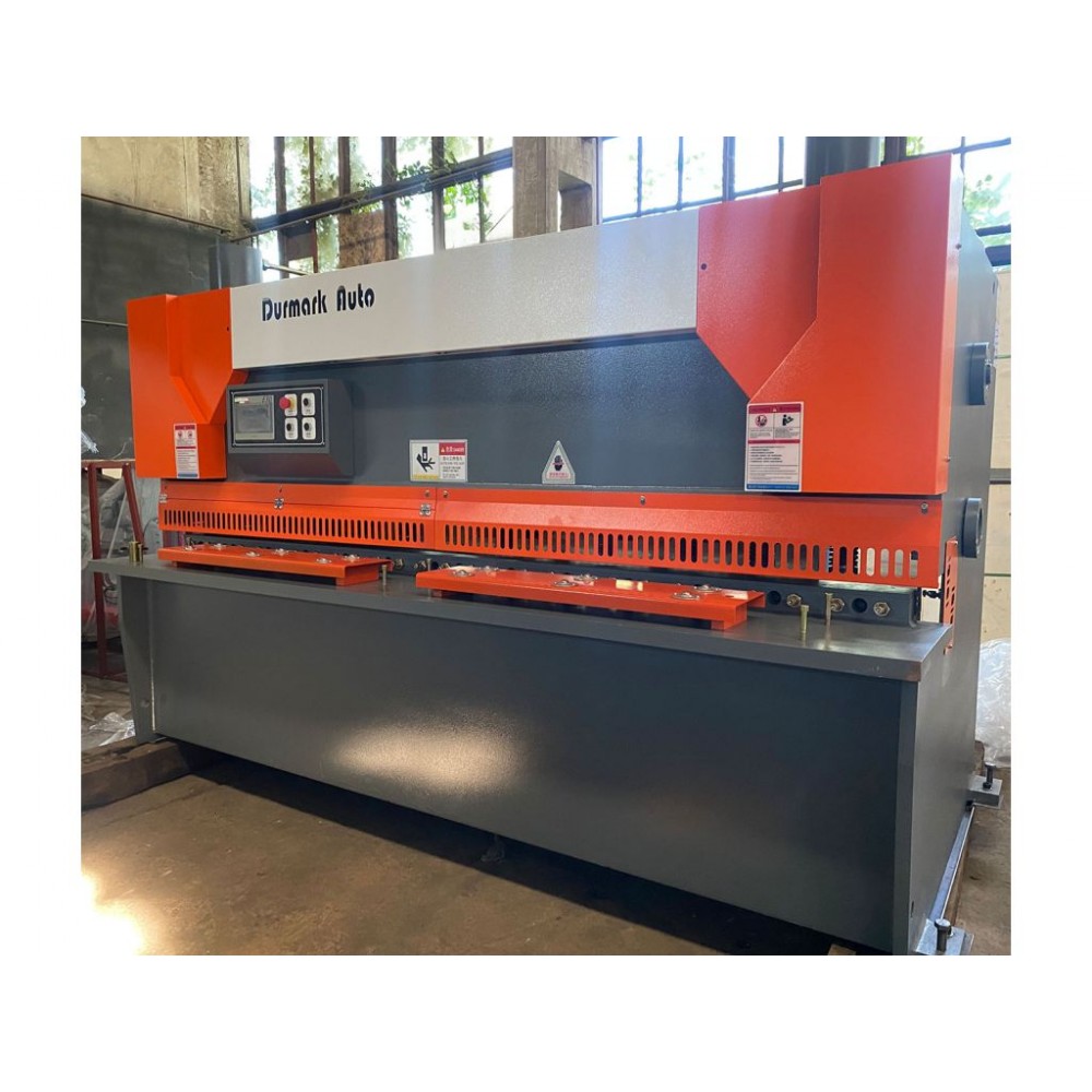 Гідравлічні гільйотинні ножиці DURMARK QC11K-6X2500 Гідравлічні гільйотинні ножиці DURMARK QC11K-6X2500