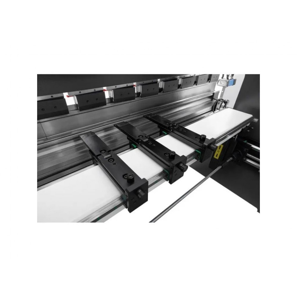 Гідравлічний листозгинальний прес CORMAK CNC SERVO EURO PB 80x2500 Гідравлічний листозгинальний прес CORMAK CNC SERVO EURO PB 80x2500