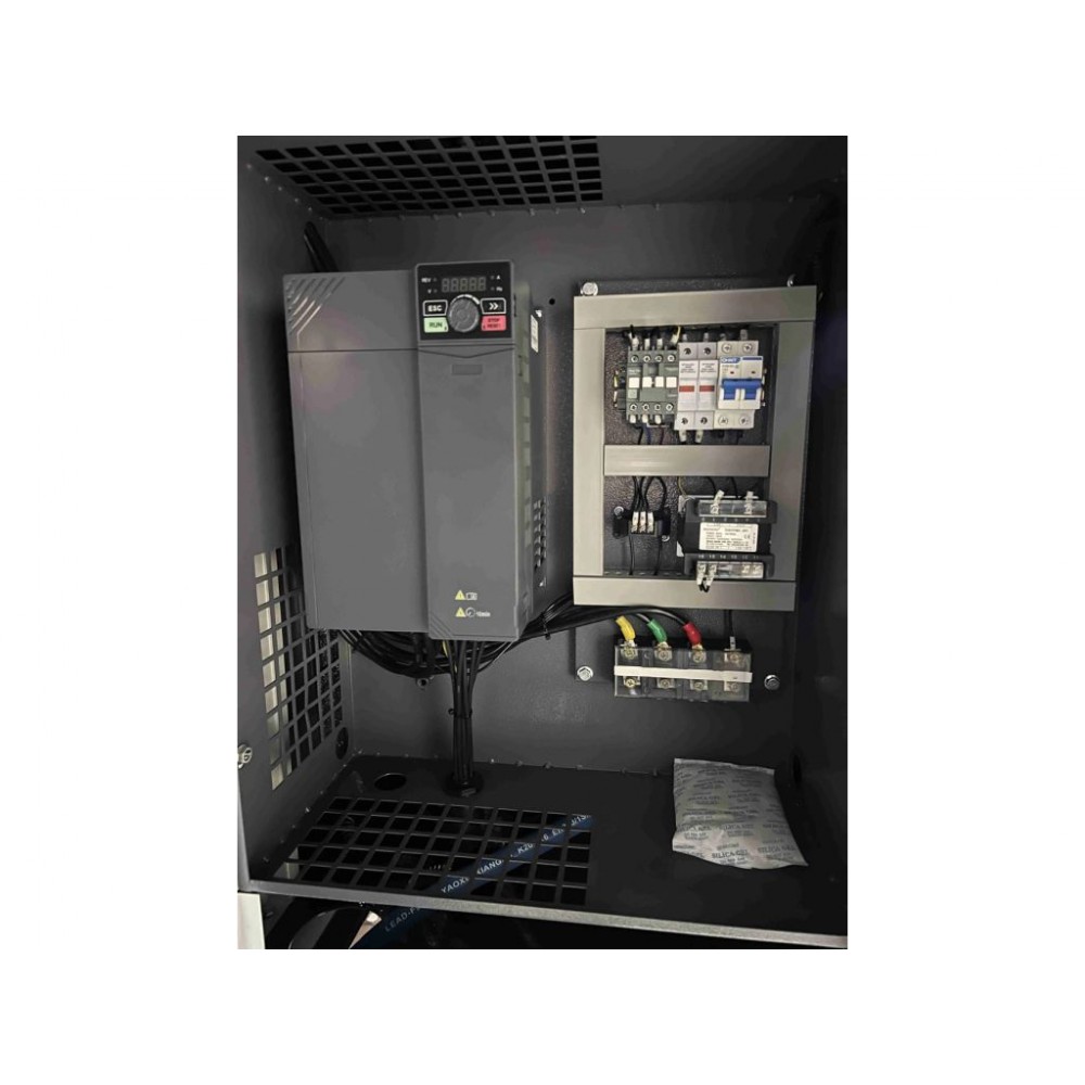 Гвинтовий компресор 16 Бар Mast LZN-30 COMBO inverter (осушувач + ресивер 500 л) Гвинтовий компресор 16 Бар Mast LZN-30 COMBO inverter (осушувач + ресивер 500 л)