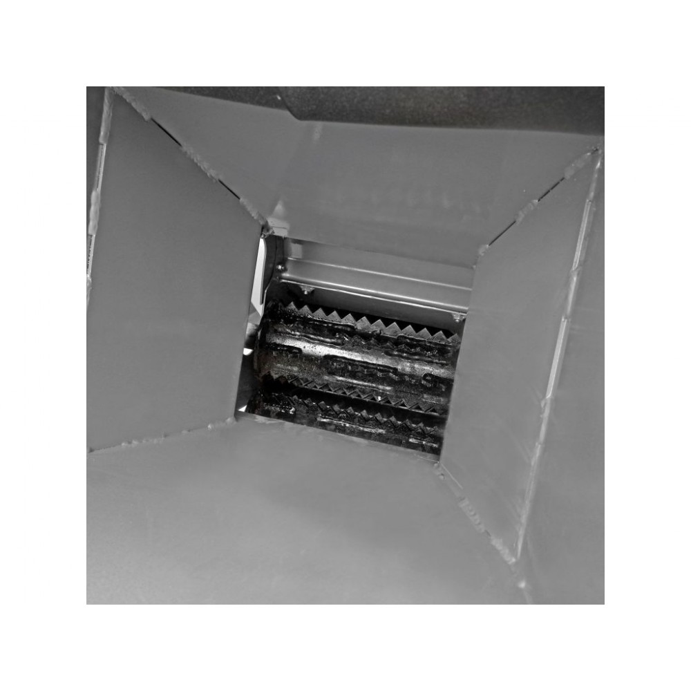 Тракторний подрібнювач з гідравлічною подачею Jansen BX-42RS Тракторний подрібнювач з гідравлічною подачею Jansen BX-42RS