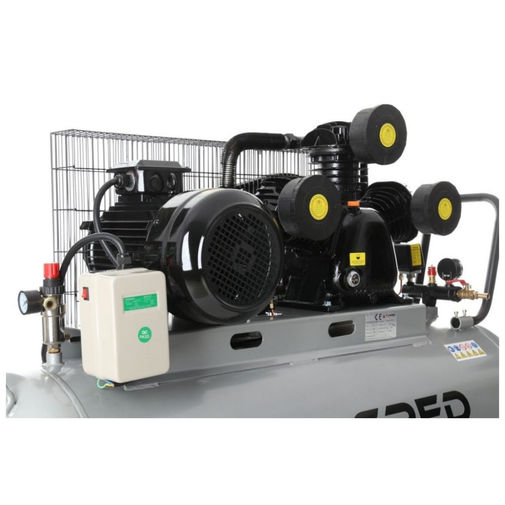 Компресор Tagred 300L TA311B