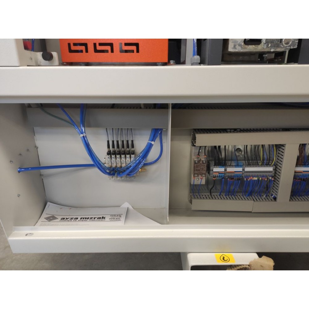 Кромкооблицювальний верстат Ayza Mizrak Ayzaband 4FR ULTRA Кромкооблицювальний верстат Ayza Mizrak Ayzaband 4FR ULTRA