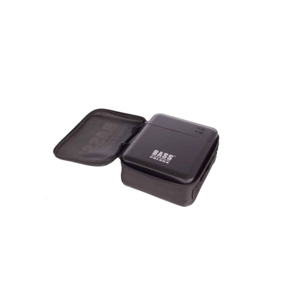 Міні-компресор зі світлодіодною лампою та набором насадок Bass Polska BP-4523 Міні-компресор зі світлодіодною лампою та набором насадок Bass Polska BP-4523