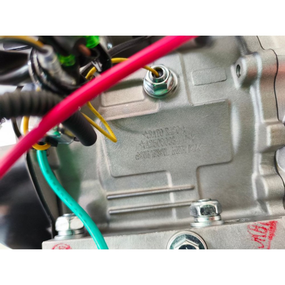 Подрібнювач гілок MAST Gartentechnik GS350PRO Подрібнювач гілок MAST Gartentechnik GS350PRO