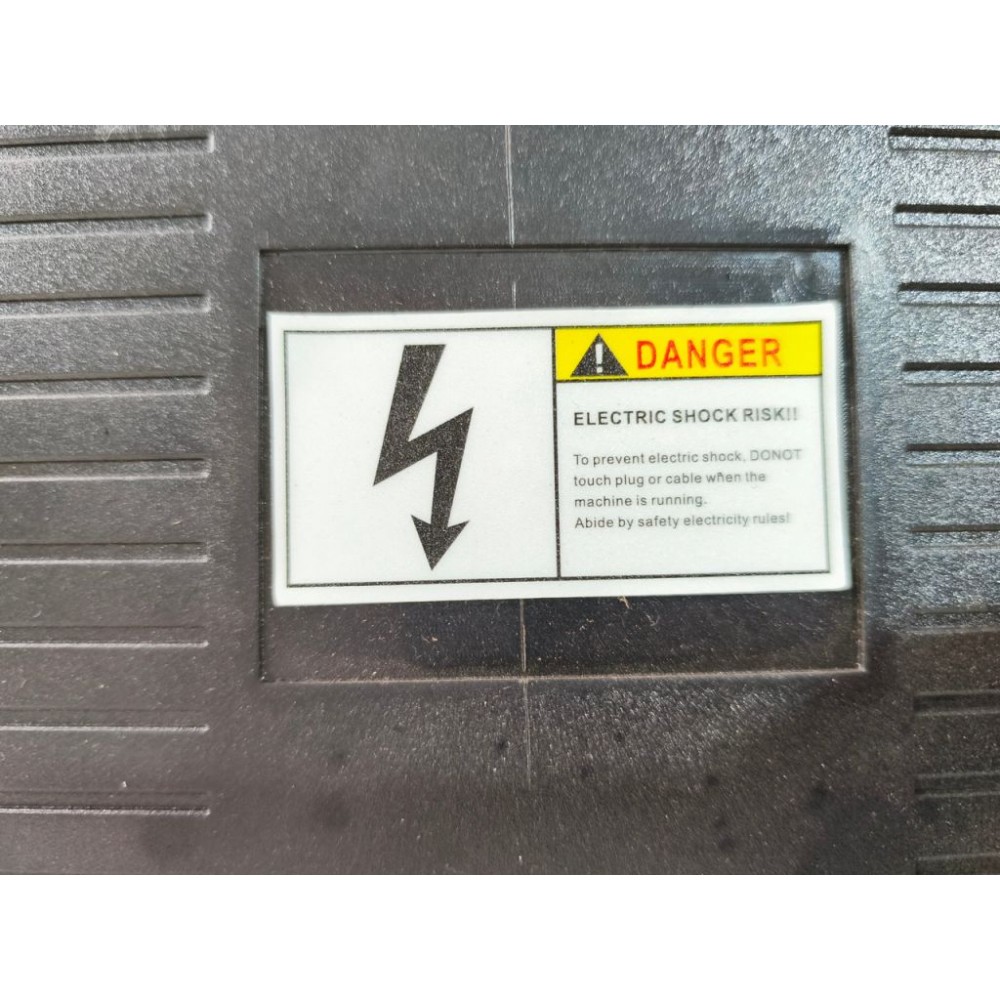 Подрібнювач гілок MAST Gartentechnik GS650E Подрібнювач гілок MAST Gartentechnik GS650E