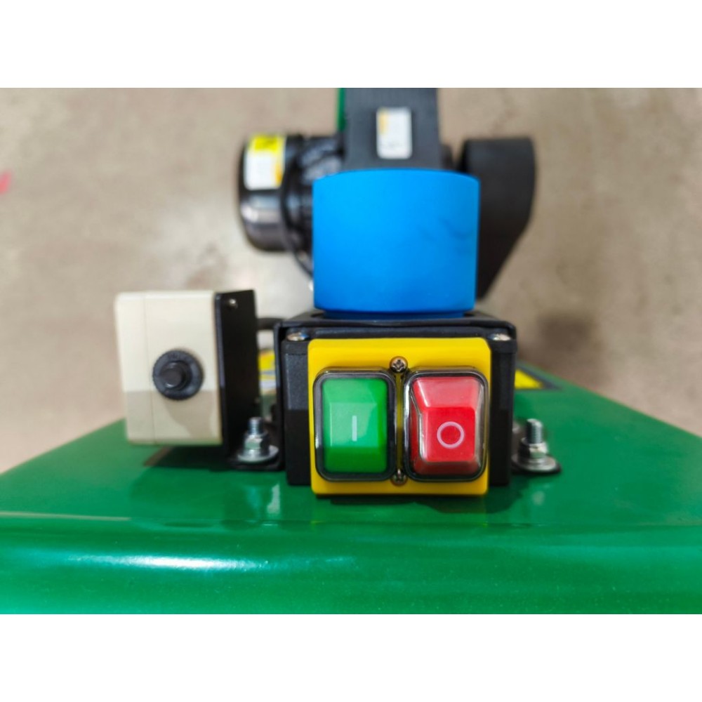 Подрібнювач гілок MAST Gartentechnik GS650E Подрібнювач гілок MAST Gartentechnik GS650E