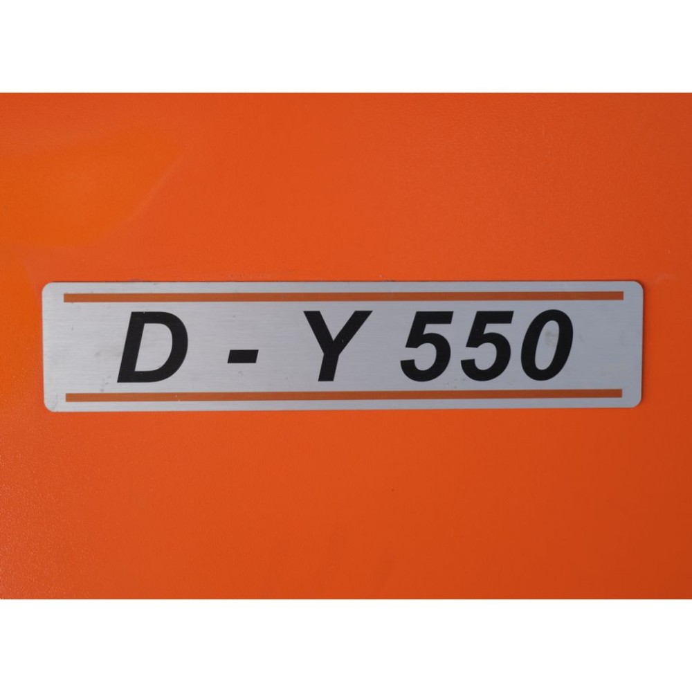 Напівавтоматична двохколонна стрічкова пилка DISPA MAKINA D-Y 550 Напівавтоматична двохколонна стрічкова пилка DISPA MAKINA D-Y 550