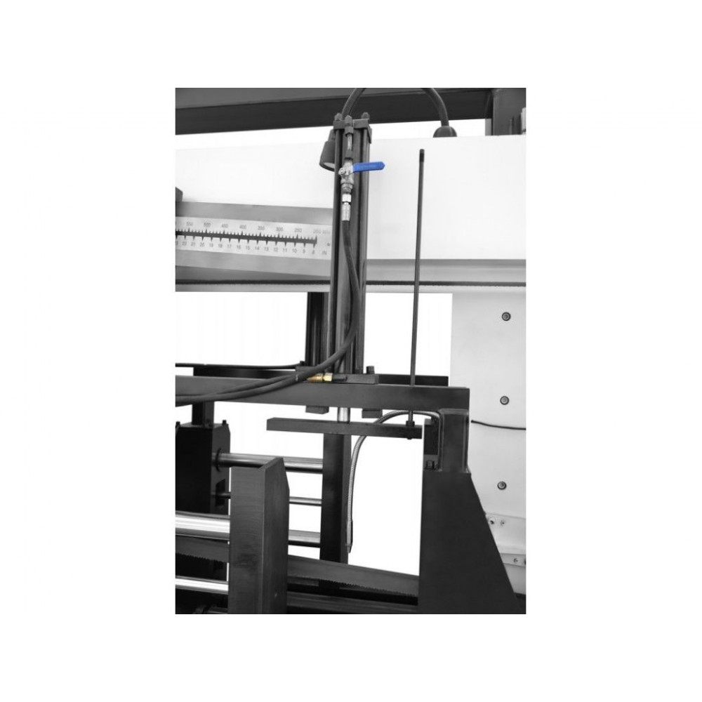 Напівавтоматична стрічкова пила по металу CORMAK H-700 Напівавтоматична стрічкова пила по металу CORMAK H-700