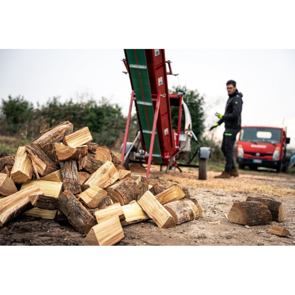 Напівавтоматична машина для різання і розколу дров Brugger SA38 Напівавтоматична машина для різання і розколу дров Brugger SA38