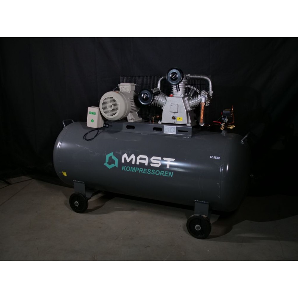 Поршневий компресор MAST TA90/500L 400V 12.5BAR Поршневий компресор MAST TA90/500L 400V 12.5BAR