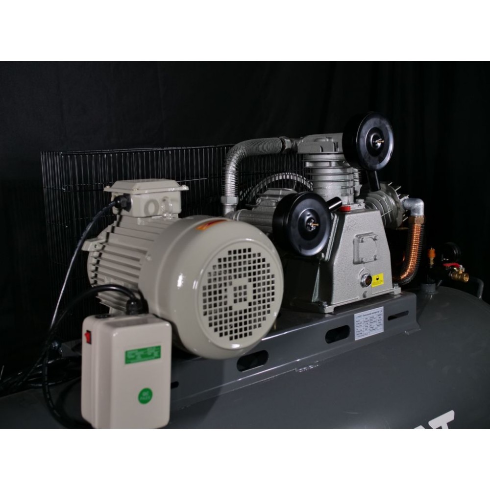 Поршневий компресор MAST TA90/500L 400V 12.5BAR Поршневий компресор MAST TA90/500L 400V 12.5BAR