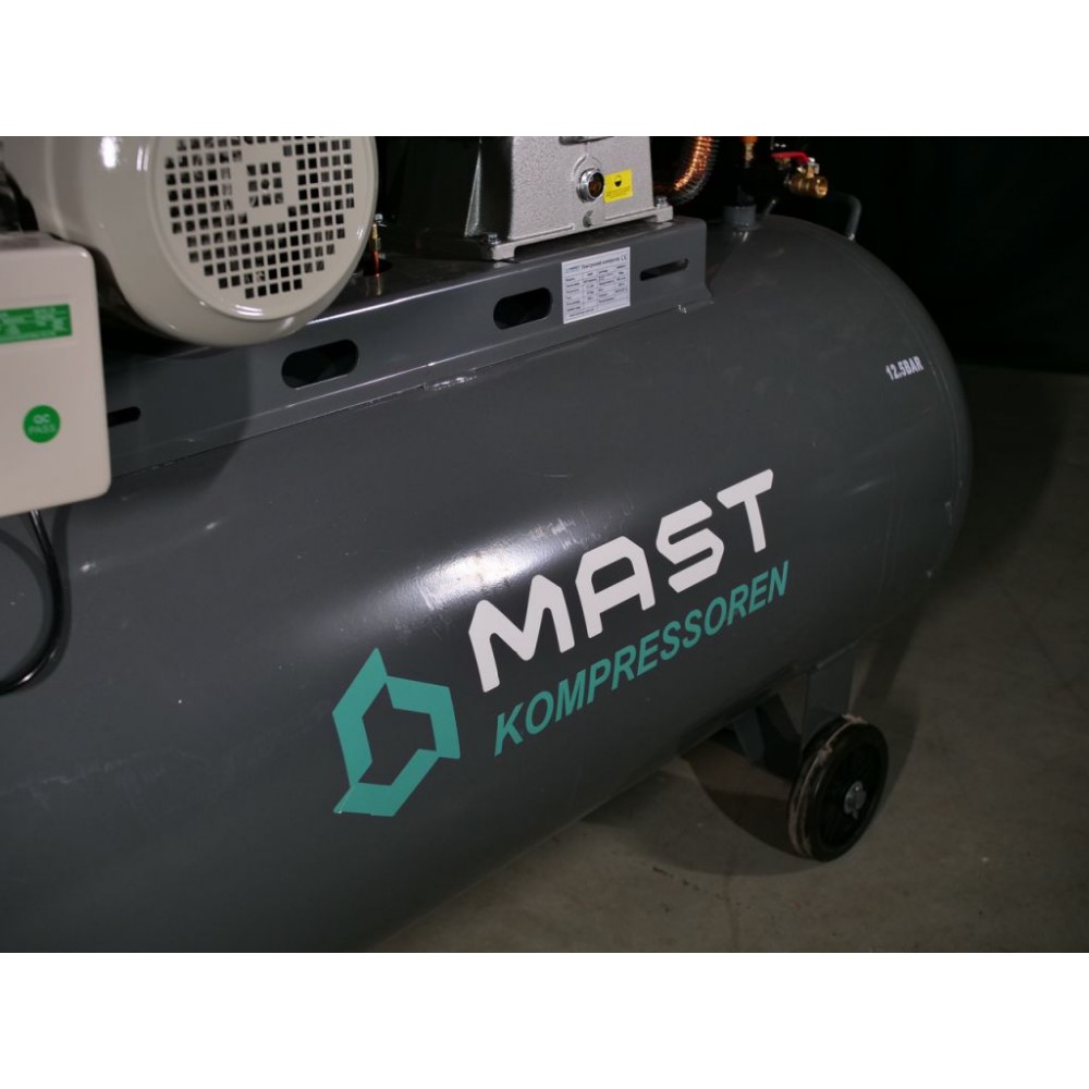 Поршневий компресор MAST TA90/500L 400V 12.5BAR Поршневий компресор MAST TA90/500L 400V 12.5BAR