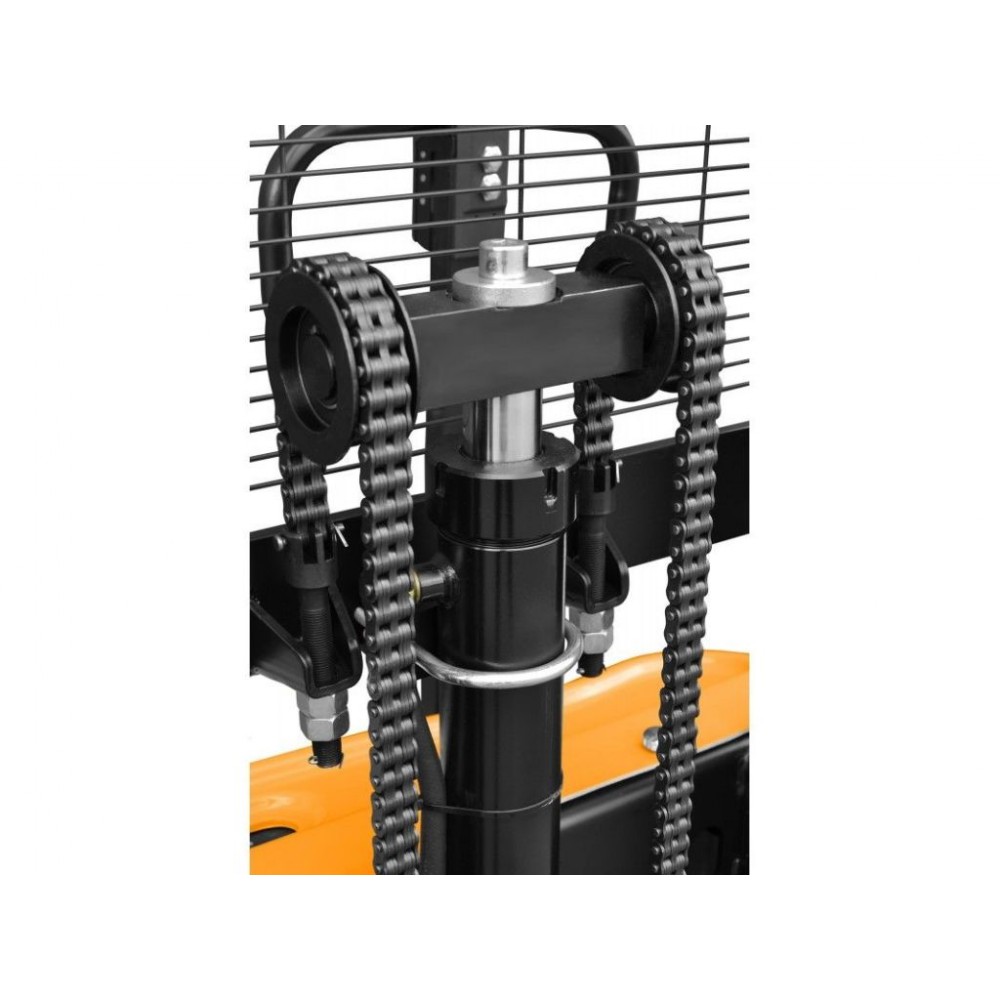 Штабелер Cormak Q10E16 (електричний привід та підйом щогли) Штабелер Cormak Q10E16 (електричний привід та підйом щогли)