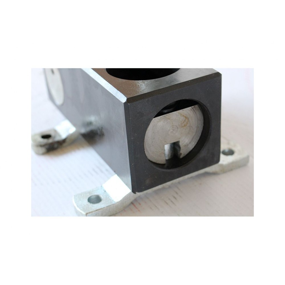 Верстат для вирубки сідловин Holzmann RAM 61 Верстат для вирубки сідловин Holzmann RAM 61