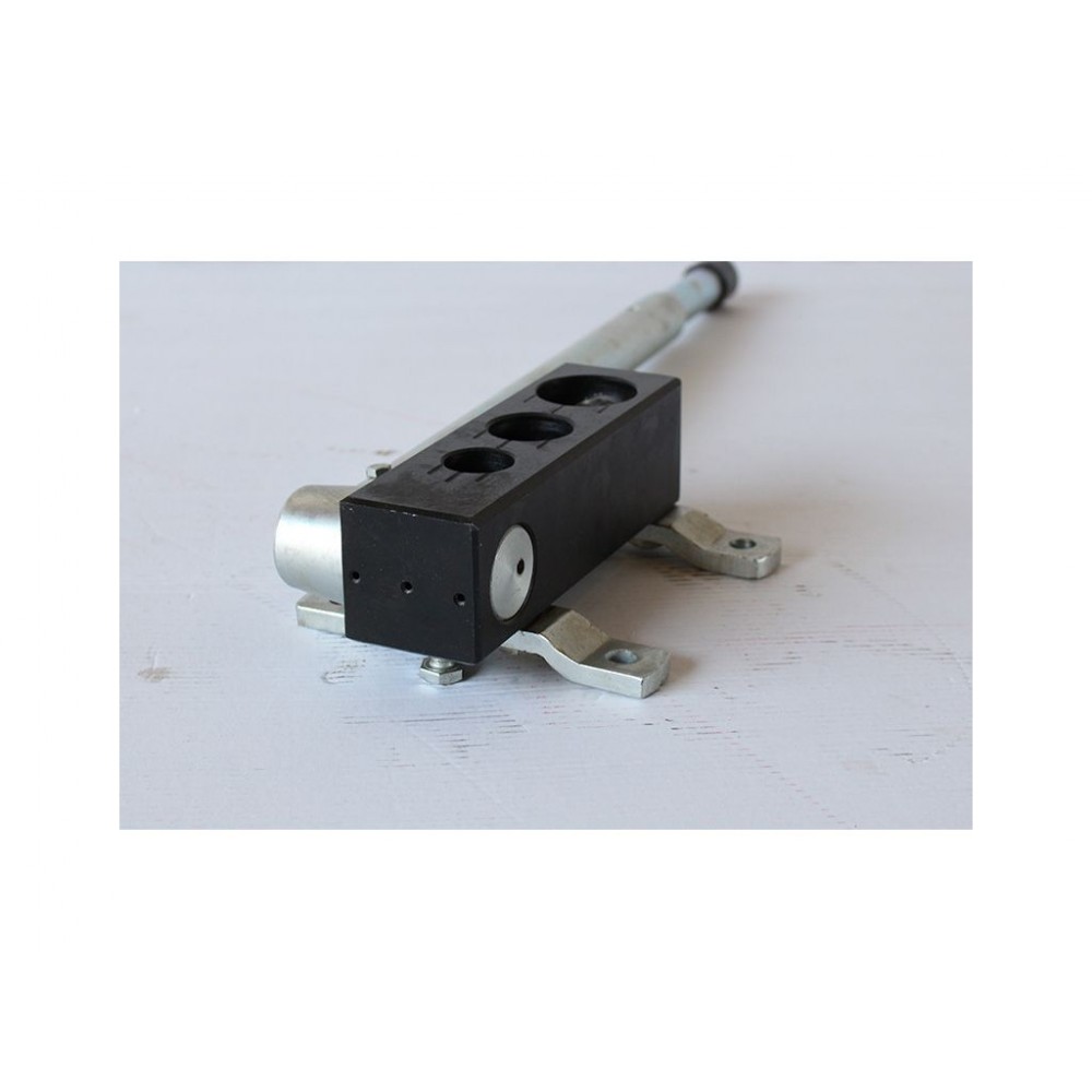 Верстат для вирубки сідловин труб Holzmann RAM 43 Верстат для вирубки сідловин труб Holzmann RAM 43