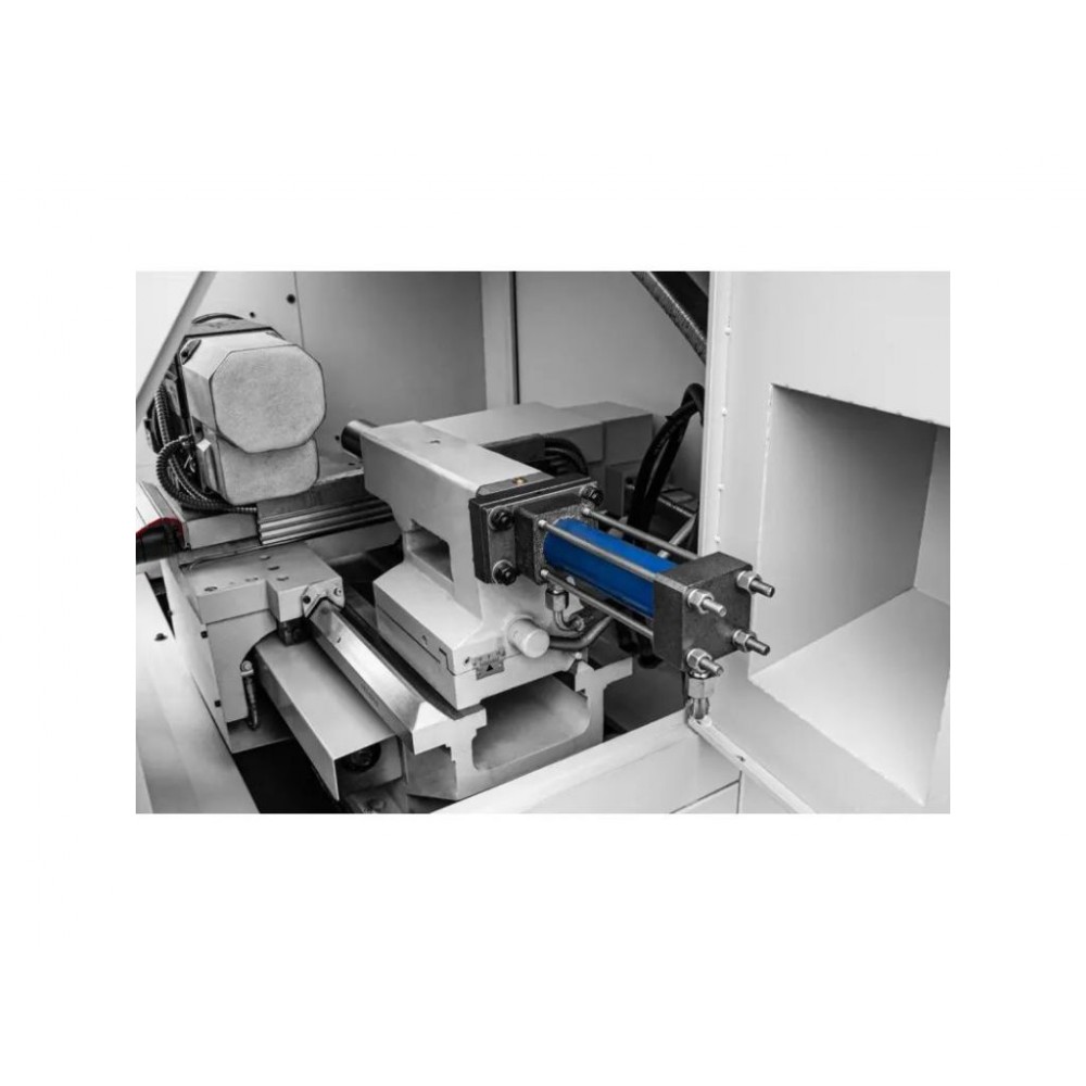 Токарний верстат ЧПУ Cormak 360x750 з гідравлікою Токарний верстат ЧПУ Cormak 360x750 з гідравлікою