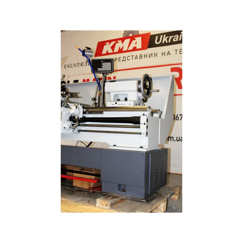 Токарно-гвинторізний верстат CORMAK CJ6250YC 500X1500 Токарно-гвинторізний верстат CORMAK CJ6250YC 500X1500