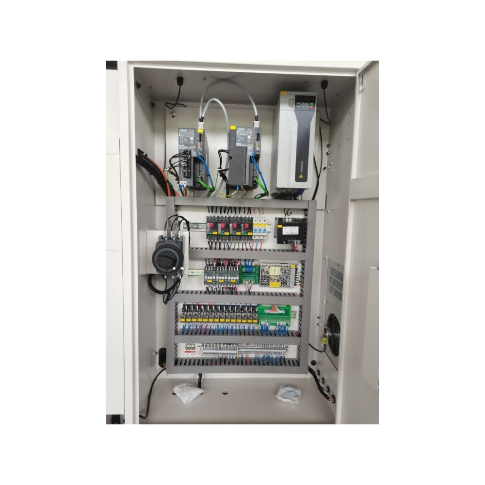 Токарний верстат з ЧПК MAST ML 500x1000 SH8 Токарний верстат з ЧПК MAST ML 500x1000 SH8