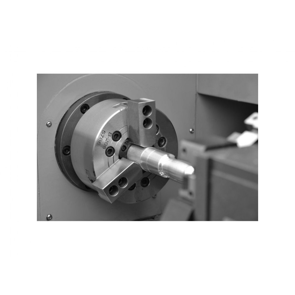 Токарний верстат з ЧПУ Cormak 320x750 Токарний верстат з ЧПУ Cormak 320x750