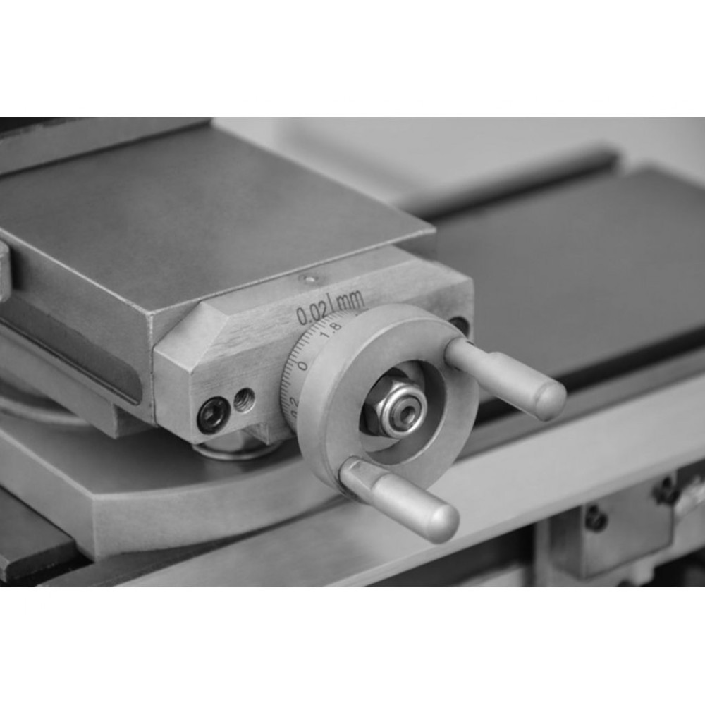 Універсальний токарний верстат CORMAK 310x900 (TU3109V) Універсальний токарний верстат CORMAK 310x900 (TU3109V)