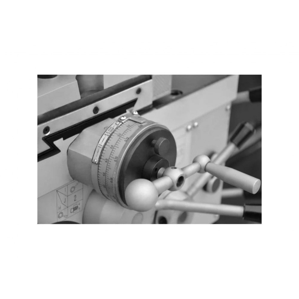 Універсальний токарний верстат Cormak CJ6250C/1500 Універсальний токарний верстат Cormak CJ6250C/1500