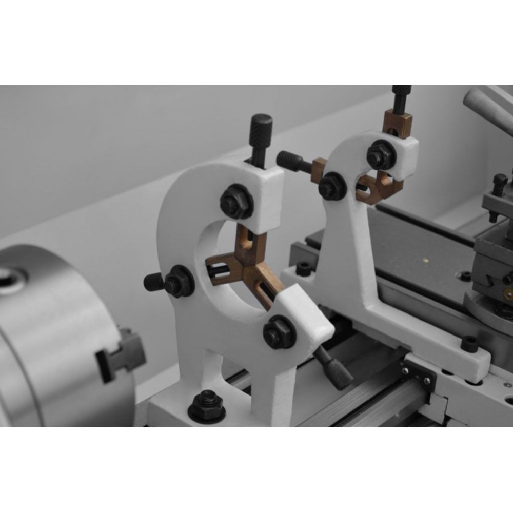 Універсальний токарний верстат CORMAK TYTAN 250x750 Vario Універсальний токарний верстат CORMAK TYTAN 250x750 Vario