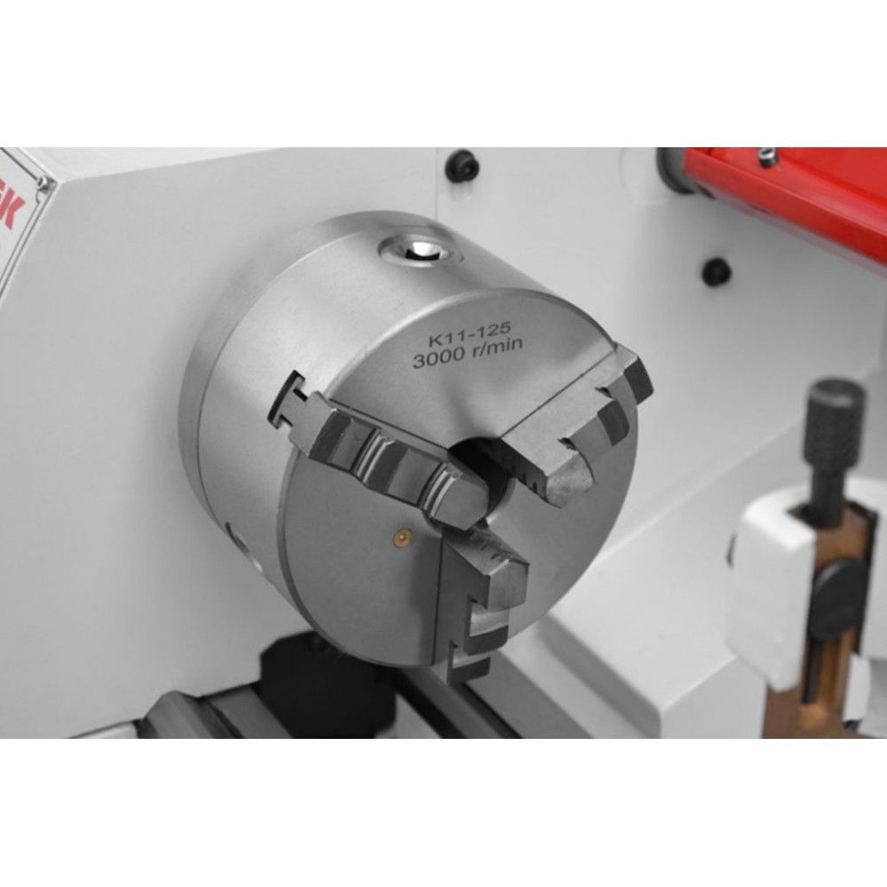 Універсальний токарний верстат CORMAK TYTAN 250x750 Vario Універсальний токарний верстат CORMAK TYTAN 250x750 Vario