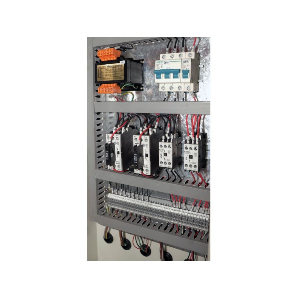 Універсальний токарний верстат MAST 460x1500 Універсальний токарний верстат MAST 460x1500