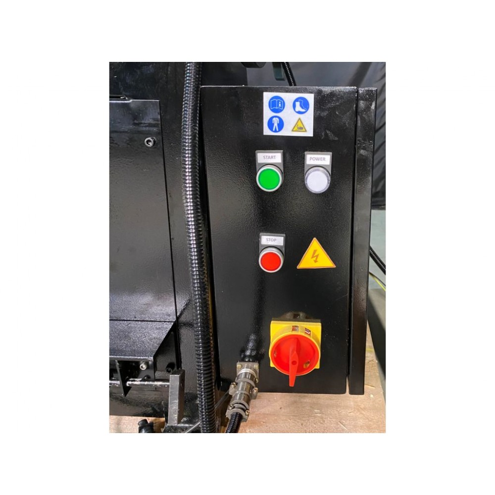 Вальцювальний верстат MAST Metalltechnik M-ESR-2020x3.0 400V Вальцювальний верстат MAST Metalltechnik M-ESR-2020x3.0 400V