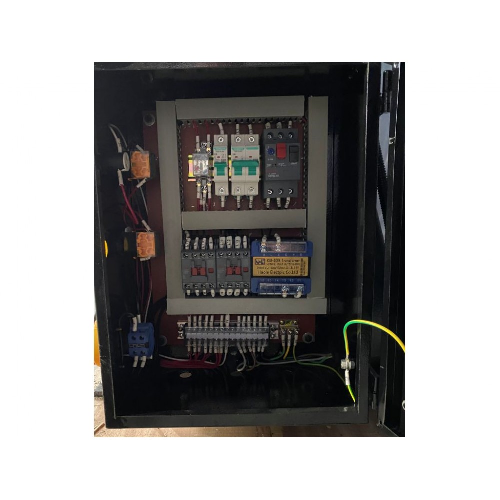 Вальцювальний верстат MAST Metalltechnik M-ESR-2020x3.0 400V Вальцювальний верстат MAST Metalltechnik M-ESR-2020x3.0 400V