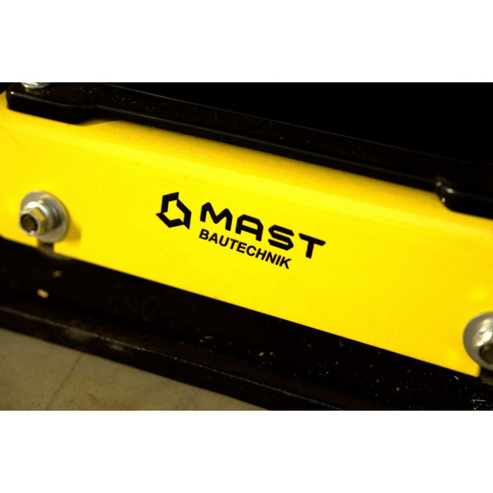 Віброплита MAST Bautechnik MT-PCI110 Віброплита MAST Bautechnik MT-PCI110