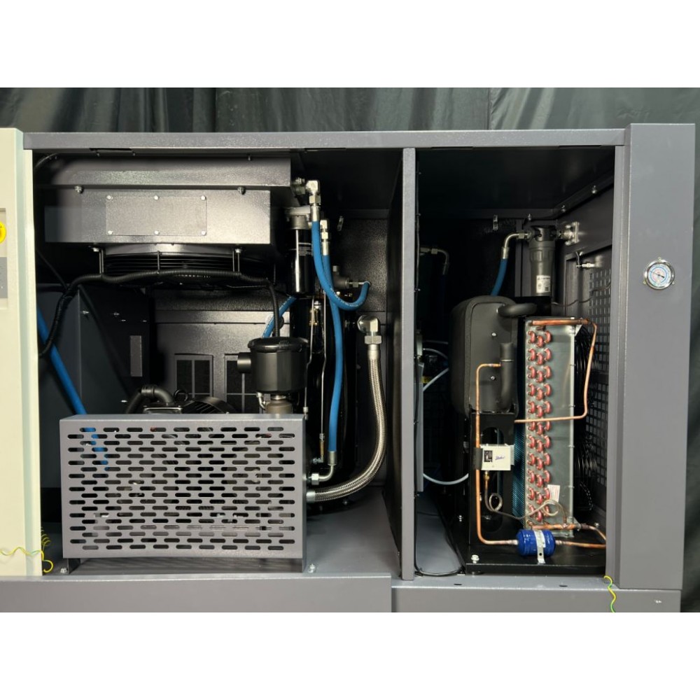 Гвинтовий компресор 16 Бар Mast LZN-30 COMBO inverter (осушувач + ресивер 500 л) Гвинтовий компресор 16 Бар Mast LZN-30 COMBO inverter (осушувач + ресивер 500 л)