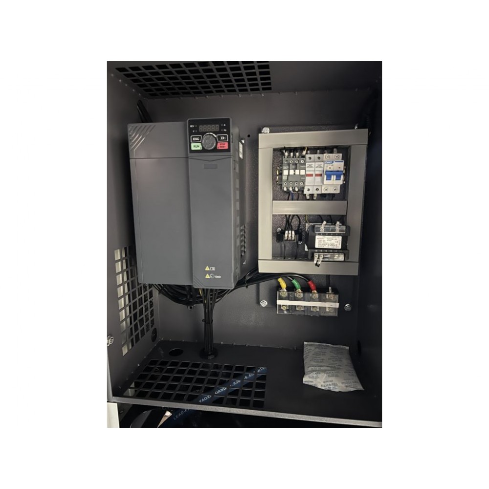 Гвинтовий компресор 16 Бар Mast LZN-30 COMBO inverter (осушувач + ресивер 500 л) Гвинтовий компресор 16 Бар Mast LZN-30 COMBO inverter (осушувач + ресивер 500 л)