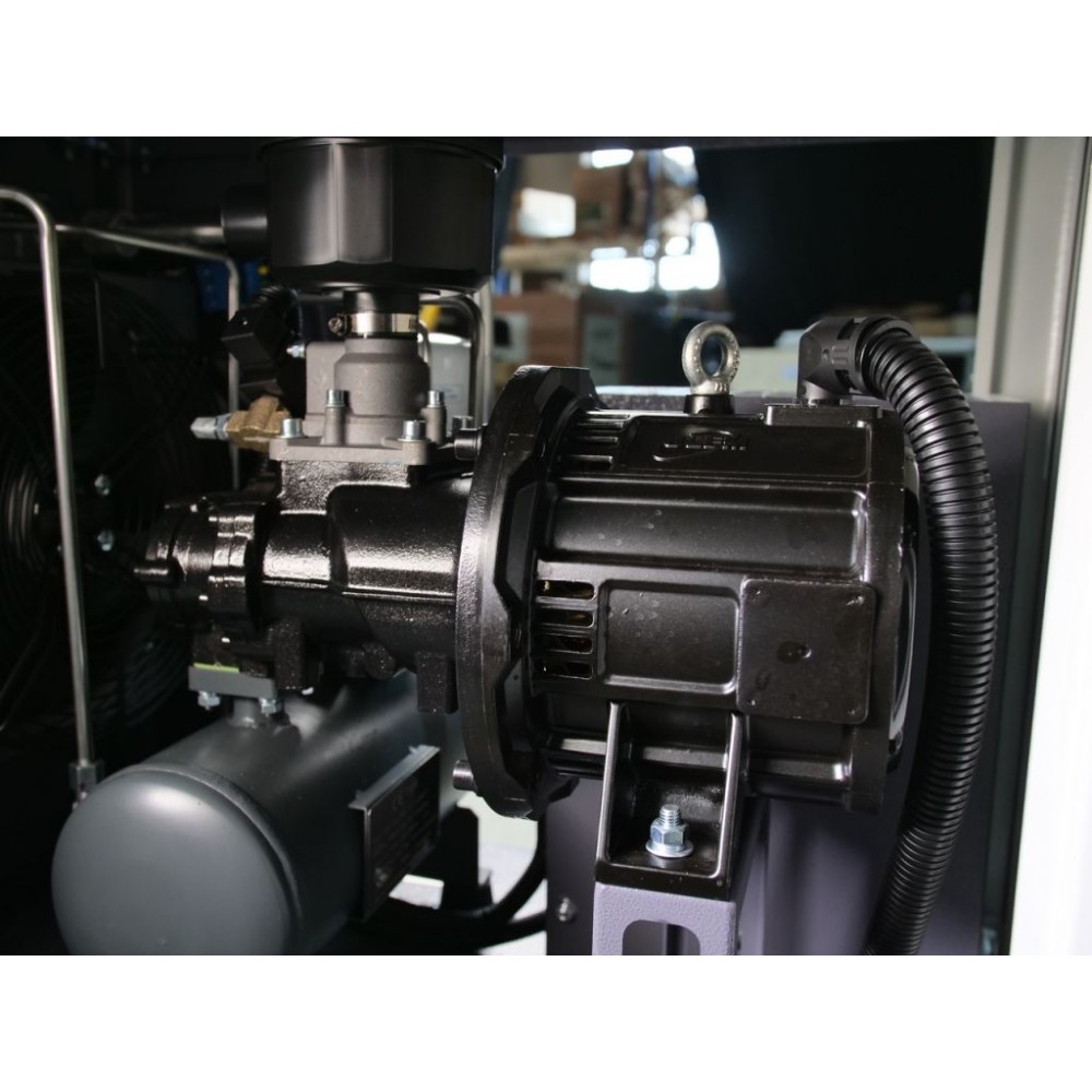 Гвинтовий компресор Mast SH-8 Inverter (двигун на постійних магнітах) Гвинтовий компресор Mast SH-8 Inverter (двигун на постійних магнітах)