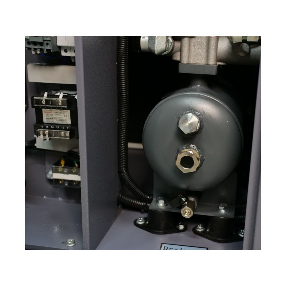 Гвинтовий компресор Mast SH-8 Inverter (двигун на постійних магнітах) Гвинтовий компресор Mast SH-8 Inverter (двигун на постійних магнітах)